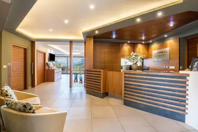 Image de Appartement 'Alagundis Pyropus' avec vue sur les montagnes, piscine partagée et Wi-Fi