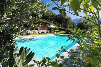 Image de Appartement 'Alagundis Argentum Familia' avec vue sur les montagnes, piscine partagée et Wi-Fi