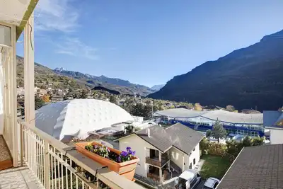 Image de Appartement \"Vanna House\" avec vue sur montagne, terrasse privée et balcon