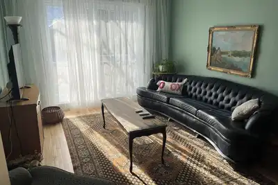 Image de Montréal, Ahuntsic, spacieux, chaleureux, bien équipé familial.