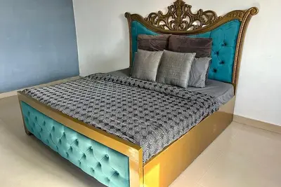 Image de Luxury terrace jaccuzi rooms best for diwali party