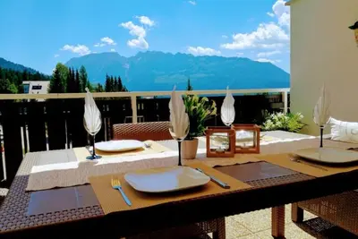 Image de Close to the ski slopes and hiking trails. Mountains view, free bikes and skis.