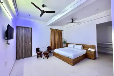 Image de Luxury 3bhk entire house with no restrictions