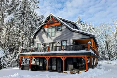 Image de A/C, Deck w/ Seating, Grill, Hot Tub, Large Yard