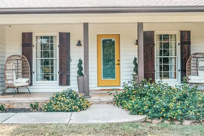 Image de Yellow Door Ranch Near Atlanta International  Airport