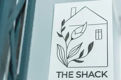 Image de The Shack is a unique space has preserved the cultural values of old Saigon.
