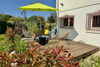 Image de Appartement calme proche Bayonne & plages. Vue panoramique, terrasse privée, Bbq