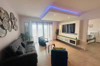 Image de Ocean Wave I, One bedroom Suite at Aquarius