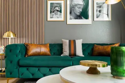 Image de Modern Exec Suite | RiNo + Office/Garage