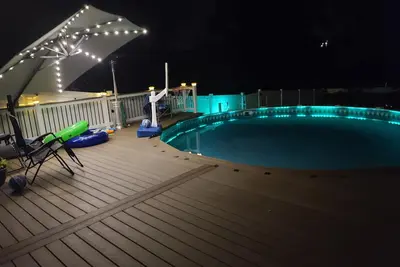 Image de Pool, Hot Tub, and Fun for all!