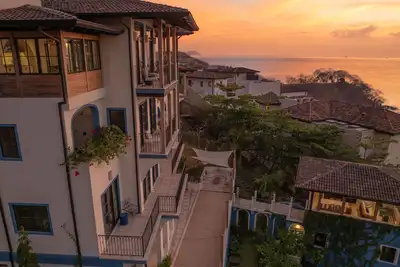 Image de Las Catalinas-Casa Chameleon's neighbor perfect for large groups, amazing views