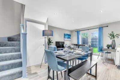 Image de Mk 2-Bedroom Contractor's Gem