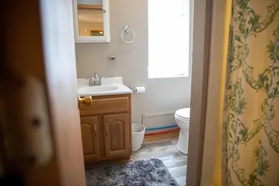 Image de Timberline Cabins - Wildwood Cottage - Hot tub, Pets, Fireplace