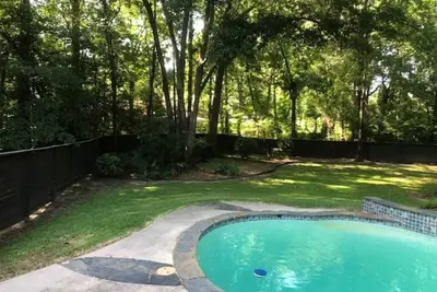 Image de Cozy, private, Very quiet, excellent space for vacation or Celebrations/Events. .