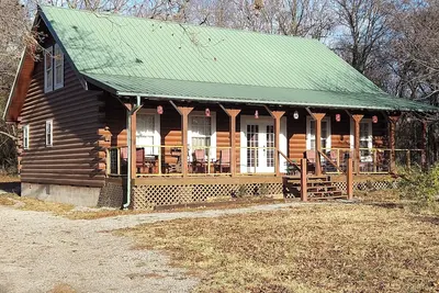 Image de Relaxing Country Cabin. Near Lake Hudson.