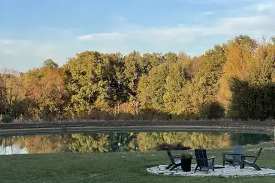 Image de Shop House located 8 miles from Otter Slough Conservation Area