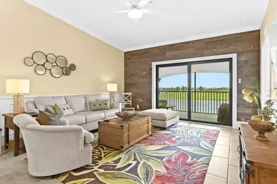 Image de Beautiful Veranda Condo at Lakewood National Golf Resort, \n2 bedroom plus den