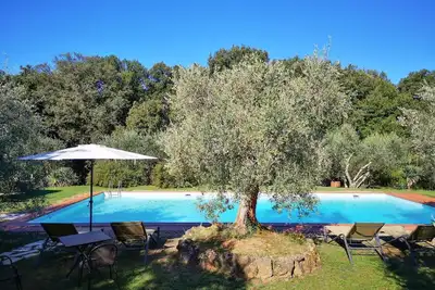 Image de Appartement dans une maison de vacances avec Wifi, piscine, patio, animaux admis, vue panoramique