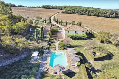 Image de Relax & rejuvenate in this lux countryside villa!
