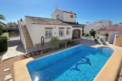 T-1123 Villa à Els Poblets avec piscine privée.
