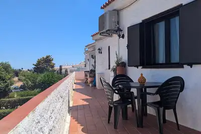 Image de Tout confort, en bord de mer dans quartier résidentiel calme à proximité d'Olhão