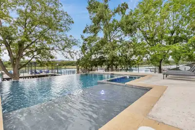 Image de Lbj Bliss Retreat | Concierge Services | Promos Available