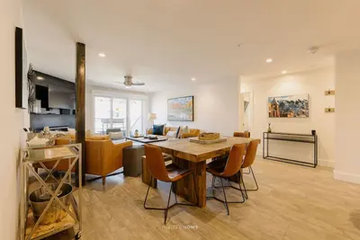 Image de Village Core Condo by InvitedHome | Hike-In/Out, Bike, 4th of July in Telluride