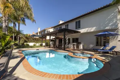 Image de Absolutely Stunning, Newly Renovated/Decorated, Pool /Spa Home! \nPet friendly!