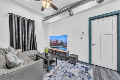 Image de E Utica Corporate Housing 36 (3b)