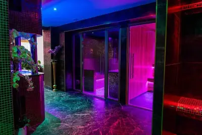 Image de Spa getaway by Sea sleeps 20