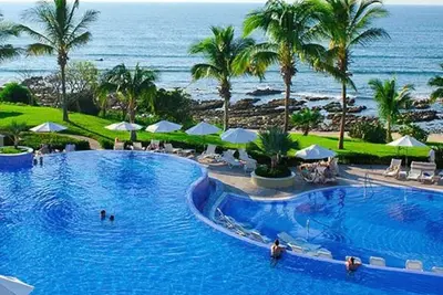 Image de Luxury Ocean View Junior Suite at Mazatlan's Premier Resort