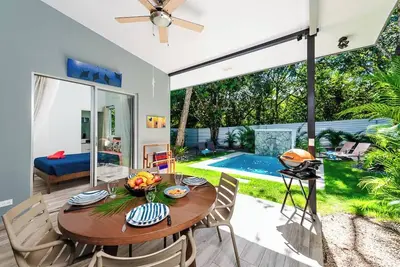 Image de Villa Feliz – Cozy 2br Beach Home w/ Pool & Golf Cart