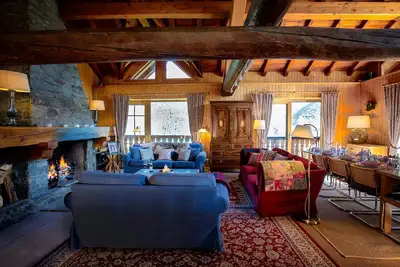 Image de 12 bed chalet in unspoilt village with amazing views, only 200m from Ski lift\n