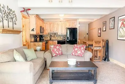 Image de Lakeside Lodge Summar