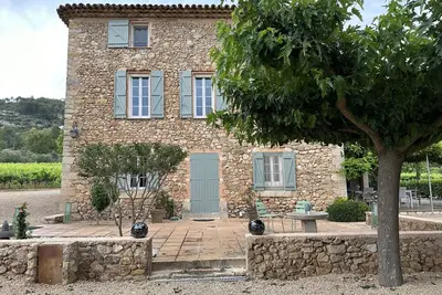 Image de Maison de vacances au milieu des vignes, dans un cadre paradisiaque,