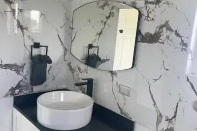 Image de Modern Chic 1 bedroom Cottage -walk to beach