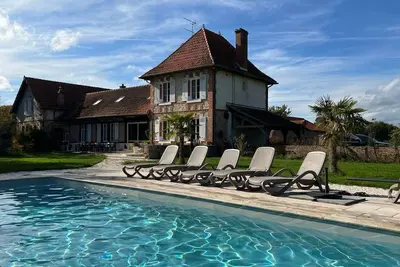 Image de Maison pour 15 personnes, en plein cœur de la Sologne, piscine chauffée.