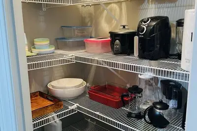 Image de Welcome to your tranquil retreat  in the esteemed Orchards at Ellerslie