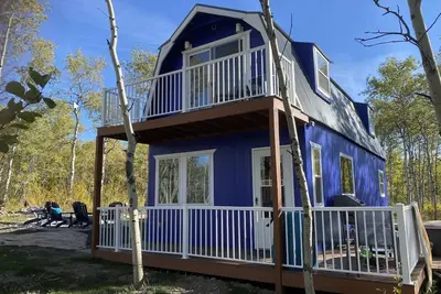 Image de Glacier Summit - Spacious, New & Modern Villa Overlooking the Forest & Rockies