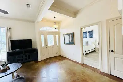 Image de Villa 7, spacious townhouse in Tickfaw, La