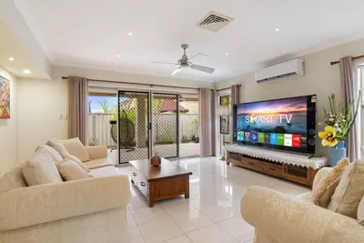 Image de Private Cinema! 5Beds Spacious Villa Near Shops