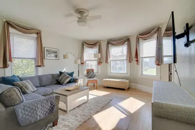 Image de New Bedford Apartment ~ 4 Mi to Fort Phoenix Beach
