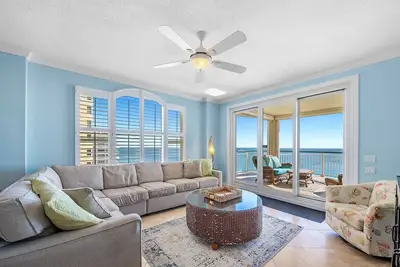 Image de Beach Colony Tower 14a | Oceanfront | Resort Amenities | Beach Getaways