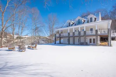 Image de Sullivan Farm at Helton Creek - Fire Pit - Foosball - Fireplace