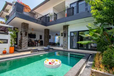 Image de Seminyak - Amazing Rooftop - Private Huge Pool + Ps5
