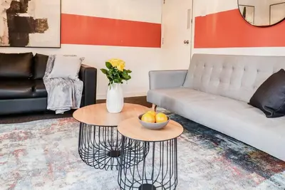 Image de Modern 2br Flat in Bentley House