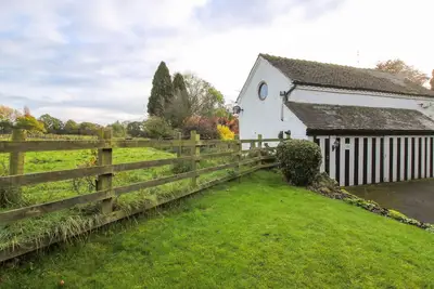 Image de The Beehive, pet friendly, character holiday cottage in Betley