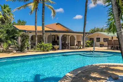 Image de Paradera Paradise - your ultimate 4-bedroom getaway