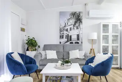 Image de Cosy and Modern Retreat. 1 Minute Drive From Rye Beach