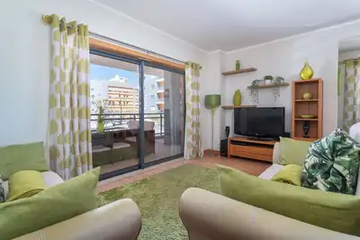 Appartement Privilege Deborah avec 3 Chambres et Terrasse sur le toit et Piscine